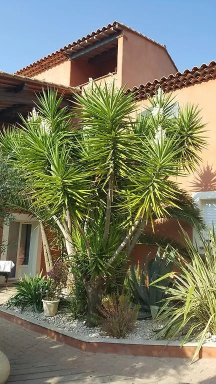 La Maison Du Castellet Le Castellet  Bed & Breakfast Le Castellet (Var)